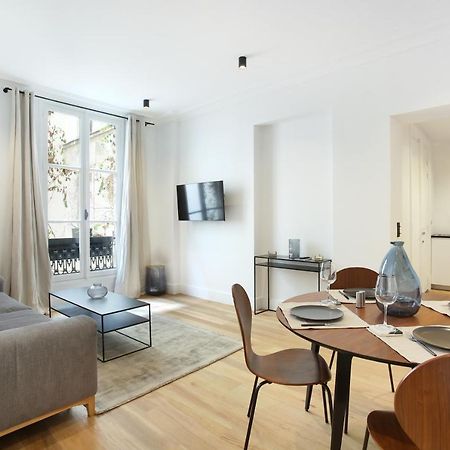 Superb Haussmanian apartment Palais Royal  Paris Bagian luar foto